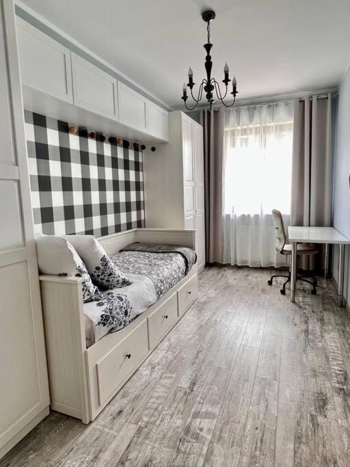 Stylish Apartment In City Centre Cracovie Extérieur photo