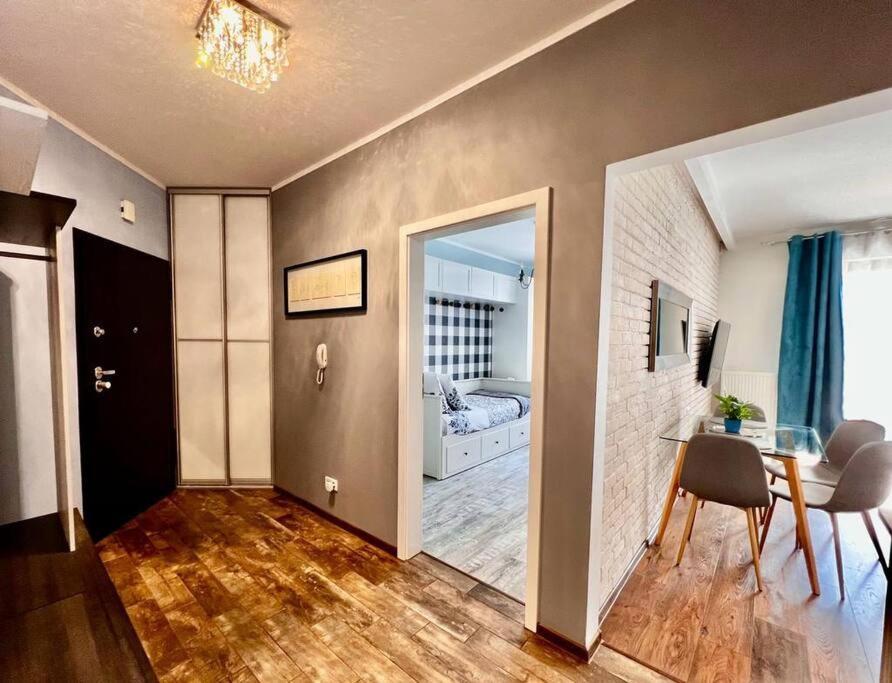 Stylish Apartment In City Centre Cracovie Extérieur photo